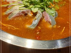 -野山舂·贵州现舂酸汤火锅(鸿通城店)