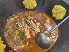 -鲁员外地锅鸡地锅鱼(龙湖江东天街店)