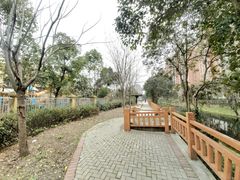 -上海市青苹果幼儿园(欧泊园)