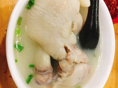-雷祖芳老妈蹄花店