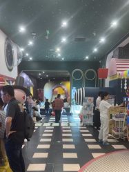 -MELAND CLUB亲子乐园·派对·餐厅(北京芳圆里ID MALL店)
