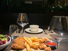 -九月里.自由花园餐厅