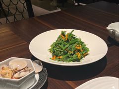 虫草花拌丝瓜尖-东莱海上(长宁来福士店)