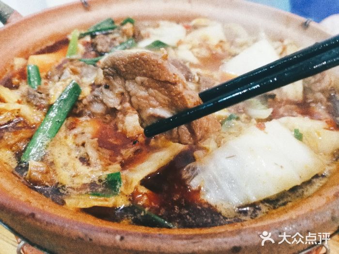 兄弟龙虾(胜太路总店)红焖羊腩煲图片