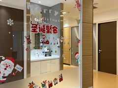 -瑞尔齿科(上海长风大悦城店)