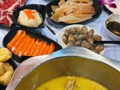 -鲜入围煮花胶鸡海鲜火锅