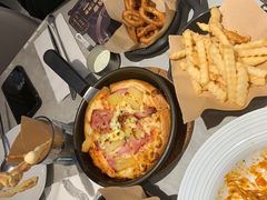 -必胜客(尹山湖歌林公园店)