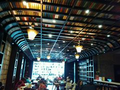 -钟书阁(松江泰晤士小镇店)