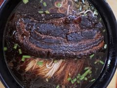 -小龙大肉面馆