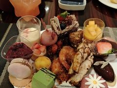 -广州万富希尔顿酒店·感趣自助餐厅·金秋蟹宴生蚝海鲜刺身烧烤