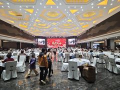 -东豪园林海鲜酒家(南港路辅路店)