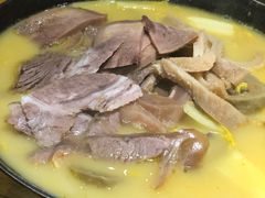 泰式咖喱牛杂锅仔-丁记盐蘸牛肉·新杭菜(河东路店)