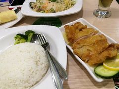 -佰搭果·广式茶餐厅(西华路店)