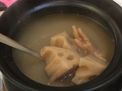 莲藕鸡脚汤（明火例汤）-文记壹心鸡(宝华路店)
