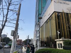 -维乐口腔·埃齐门诊(静安店)