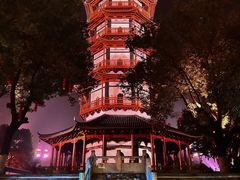 -绳金塔