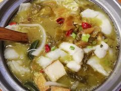 -周鱼小馆石锅酸菜鱼(活力汇店)