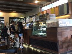 -莓园冰淇淋店