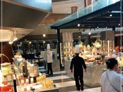 -圆顶阁西餐厅(郑州索菲特国际饭店 )