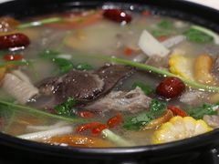 -九寨沟特色牦牛肉汤锅