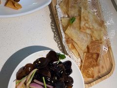 -小鱼小牛·鱼牛干锅·脆鱼火锅(世欧广场店)