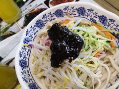 老北京炸酱面-馅老满·生春阁(慕田峪店)