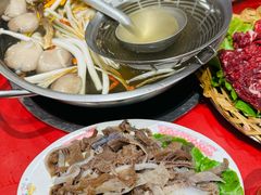 -潮汕·草根牛肉档(上海荟聚城市集市店)