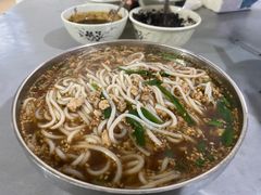 -正宗杨记普洱酸醋米线(总店)