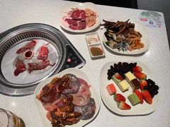 -佰烧海鲜烤肉火锅自助(世茂国际广场店)