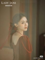 -Lady  Jane高端婚纱礼服馆