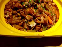 -多嘴肉蟹煲(万达店)