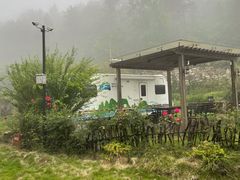 -三峡国际房车露营地(G348店)