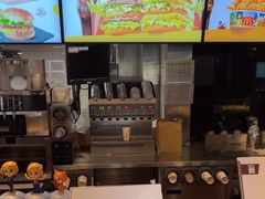 -麦当劳(丽江玉河广场店)
