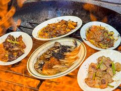 -船梆煮•蒸汽海鲜·炉火烤肉(五四广场店)