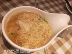 -新大咀港式茶餐厅(宝山万达店)