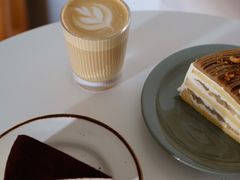 洋梨甘栗奶油蛋糕-black rainbow coffee