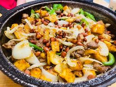 -老钟家烤羊排·敦伊阁清真餐厅胡羊焖饼