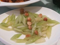 -青岛海尔洲际酒店