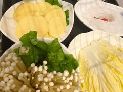 -天宜隆蘑菇宴火锅(石景山旗舰店)