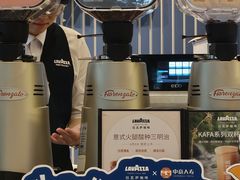 -LAVAZZA拉瓦萨咖啡(中航城君尚购物中心店)