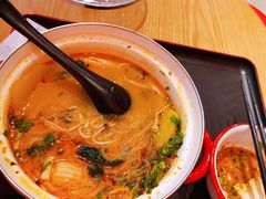 -小蛮椒麻辣烫·麻辣拌(青浦宝龙店)