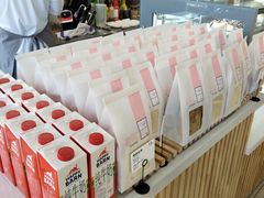-焙丽拾光(麦凯乐直营店)