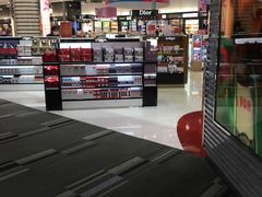 -王权免税店(廊曼机场店)