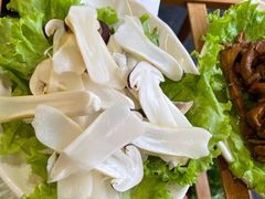 -有一锅·野生菌黑山羊腊排骨火锅(古城北门店)