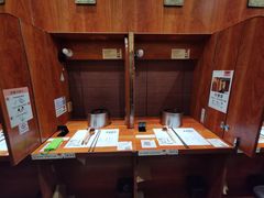 -独食火锅·半米屋台(直营总店)