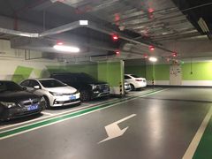 -来福士广场-地下停车场