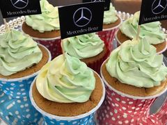 -浙江星杭奔驰4S店(海创园店)