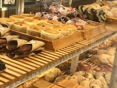 -焙丽拾光(麦凯乐直营店)