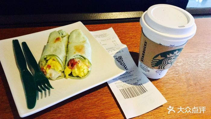 星巴克(遥墙机场店)蜜汁培根蛋卷图片