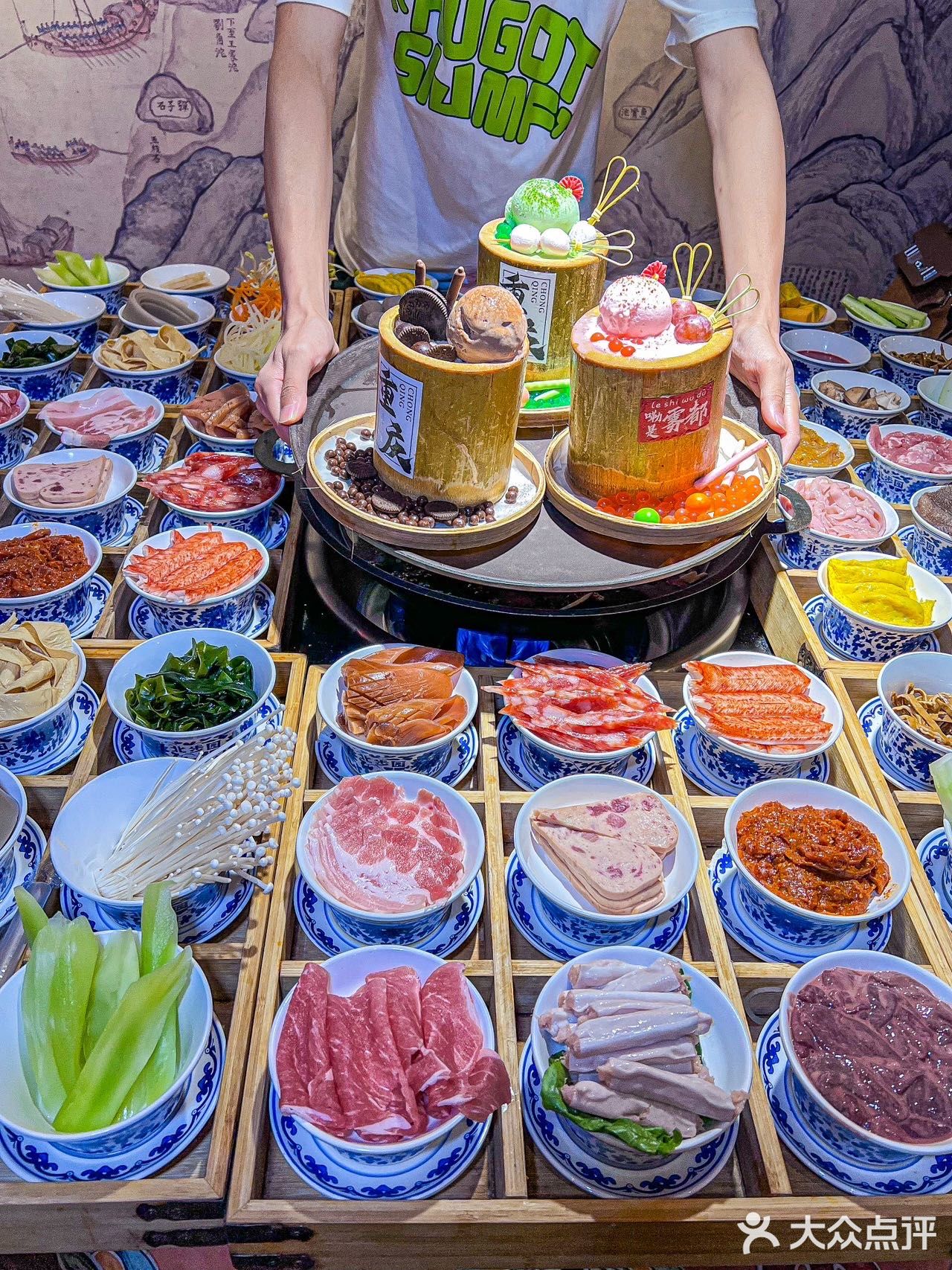 让重庆本地人都沦陷的火锅，真的很上头！